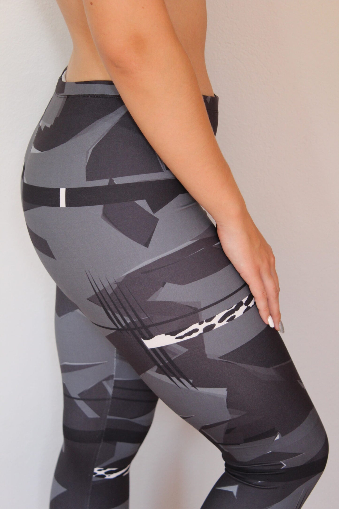 Black Acid Leggings | Hoko Active