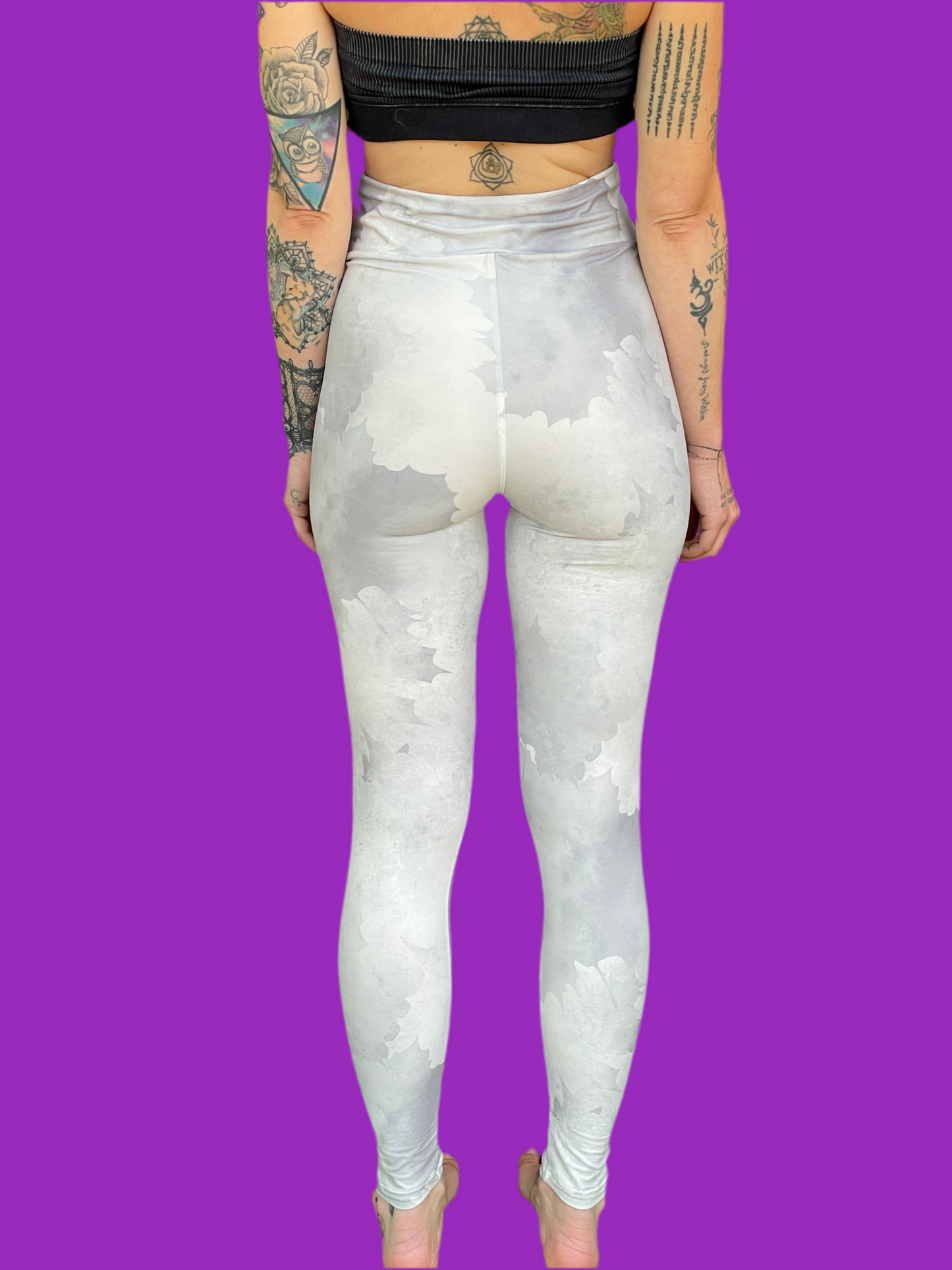 In the clouds | High Waisted